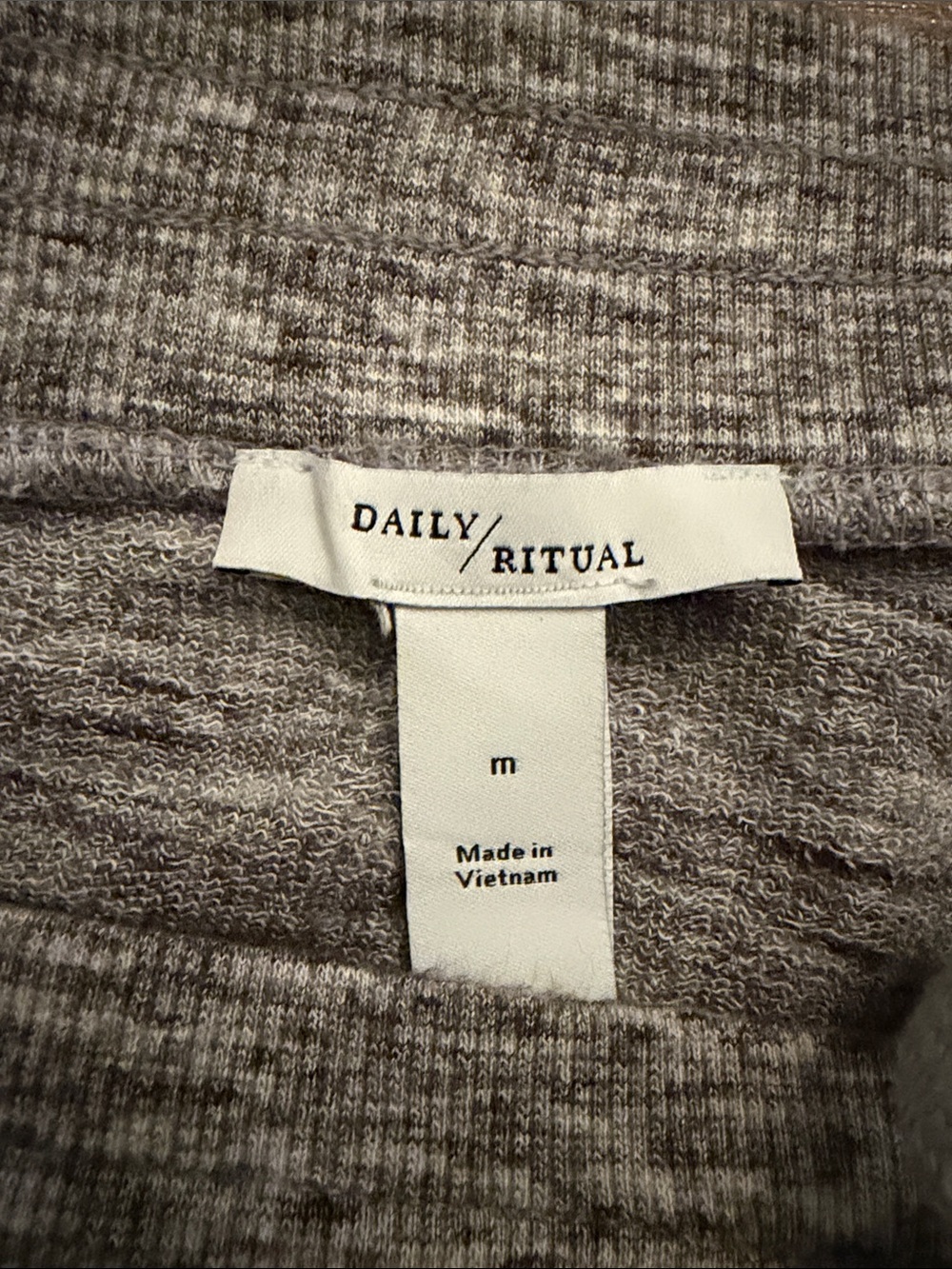 Daily Ritual | Gray Knit Skirt | Medium - Picture 3 of 3